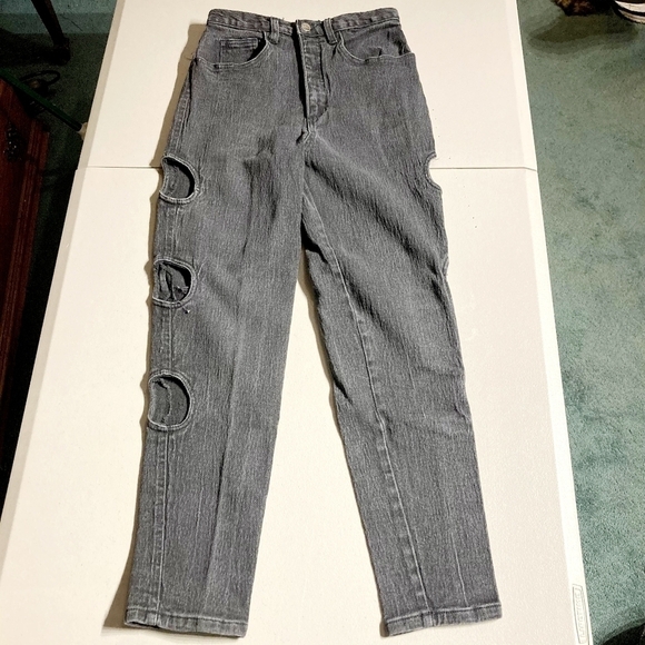 Vintage BeBop Grey Denim Circle Cut-out Jeans Women's Size 9/10 Straight Leg EUC - Picture 1 of 6